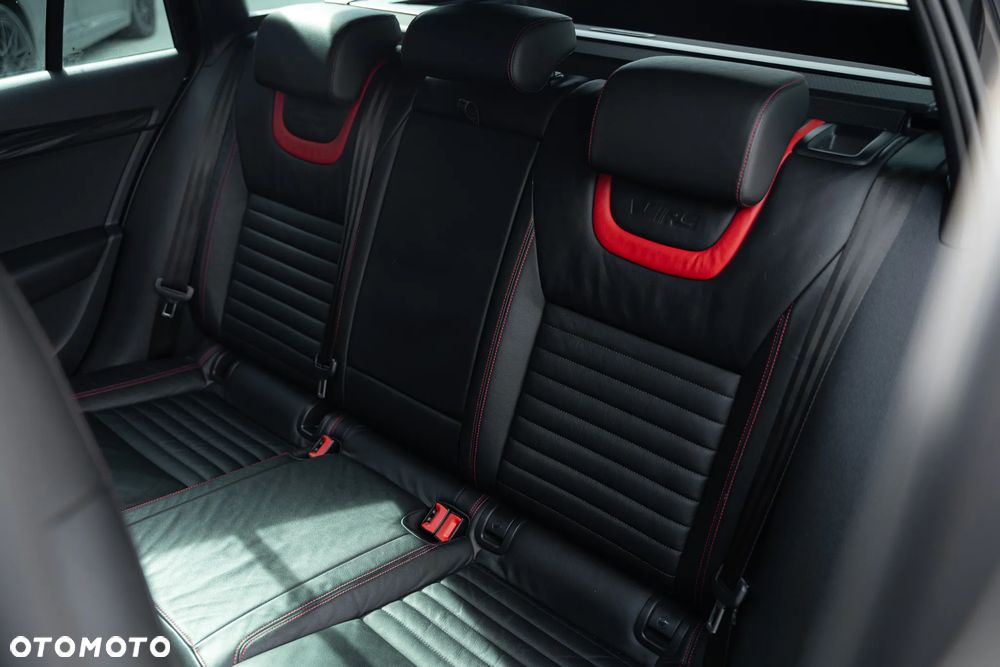 Skoda Octavia 2.0 TDI RS DSG - 32