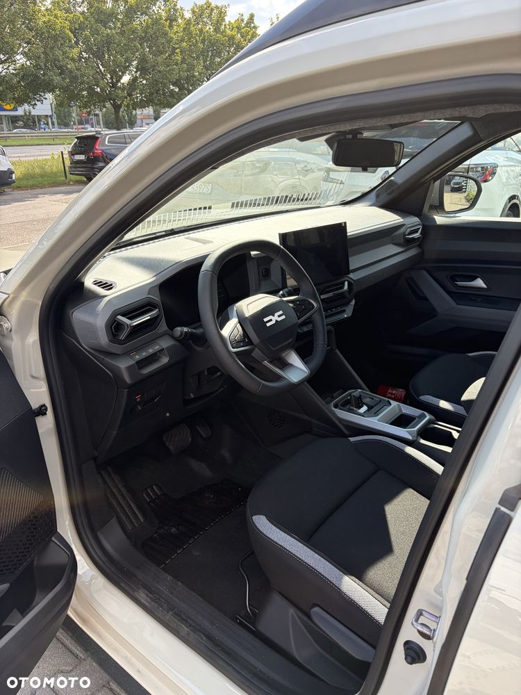 Dacia Duster 1.8 Full Hybrid 155 Journey MMT - 12