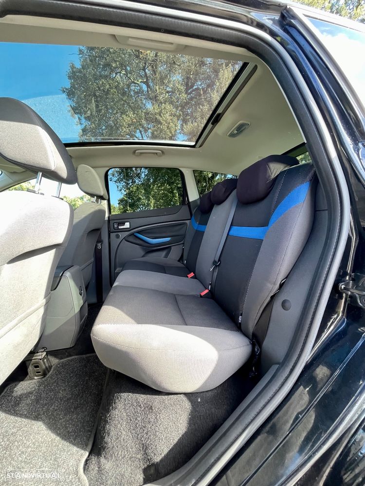 Ford Kuga 2.0 TDCi Titanium - 19