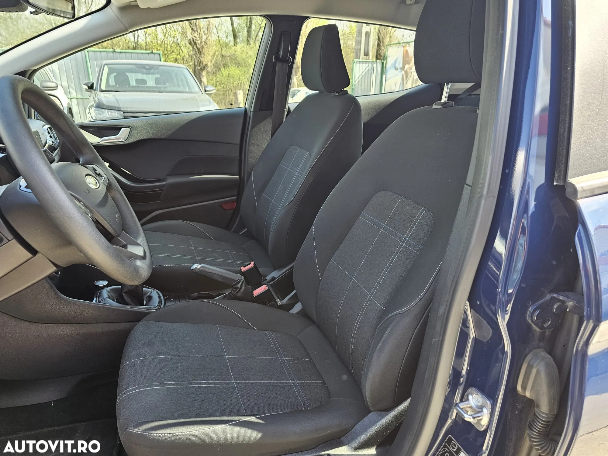 Ford Fiesta 1.1 Trend - 11