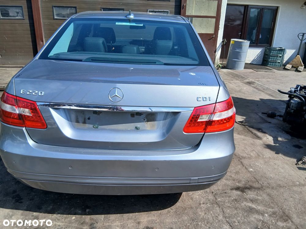 Mercedes E-Kl W212 2.2 CDI  Lakier 792 Maska drzwi zderzak błotnik  klapa  felgi zawieszenie - 8