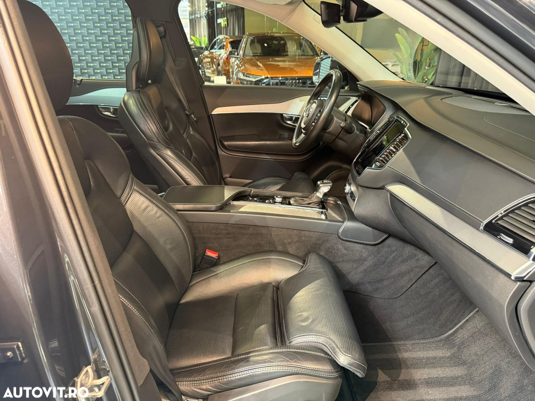 Volvo XC 90 - 23