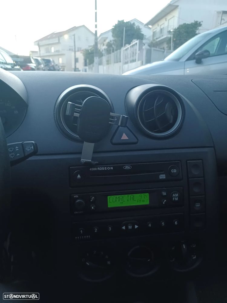 Ford Fiesta 1.25 Trend - 7