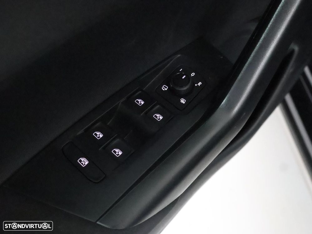 VW Taigo 1.0 TSI Urban DSG - 12