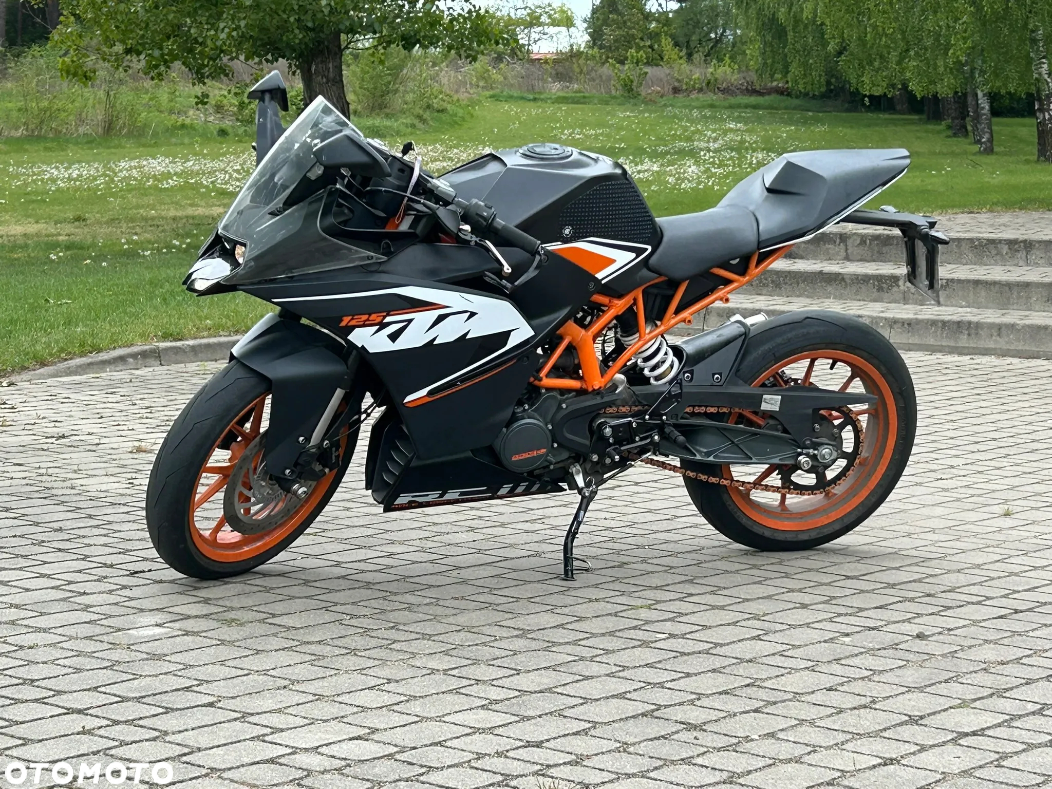 KTM RC 125 - 6