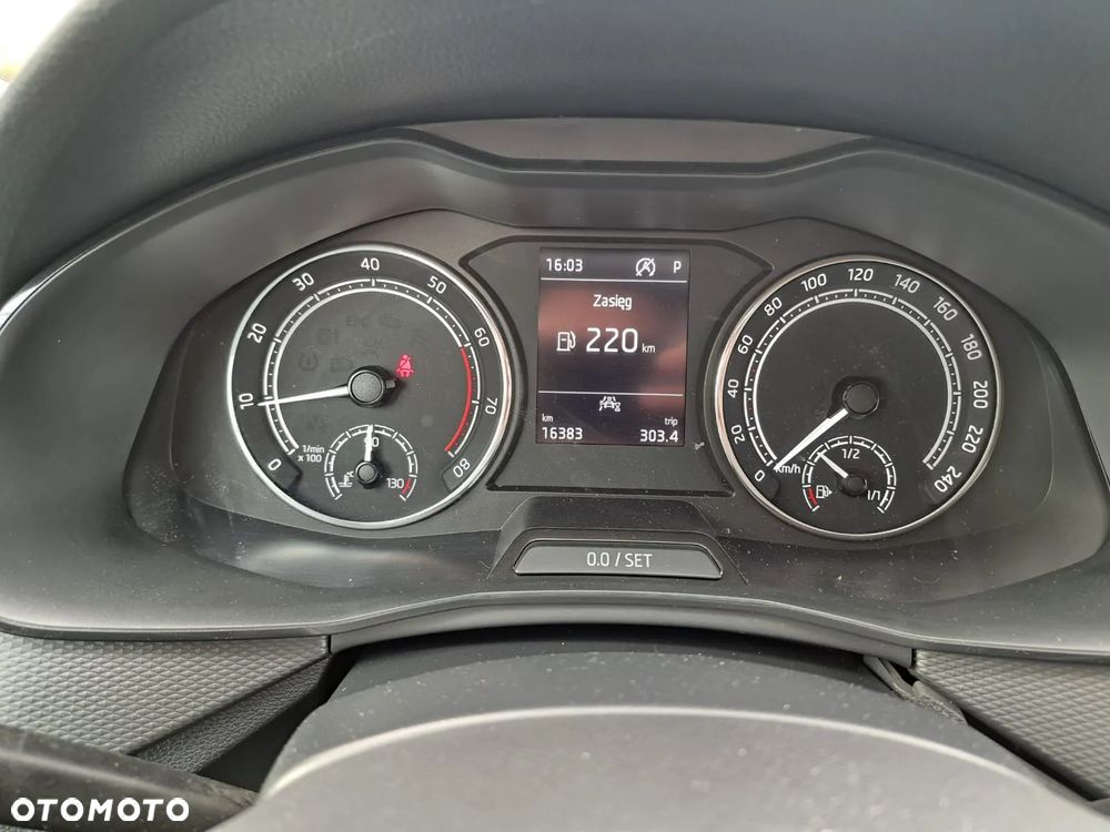 Skoda Kamiq 1.0 TSI Ambition DSG - 9