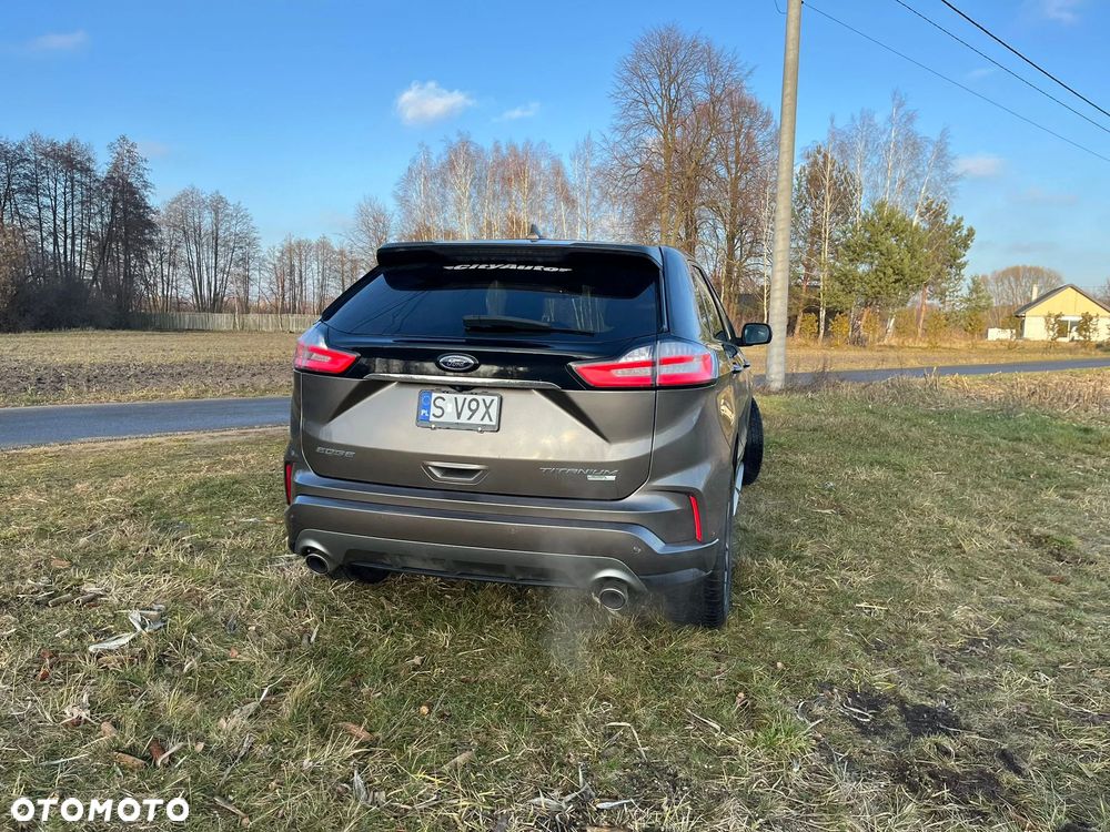 Ford Edge - 2
