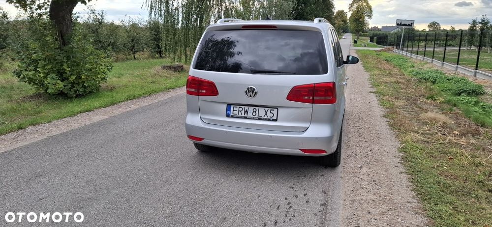 Volkswagen Touran - 3