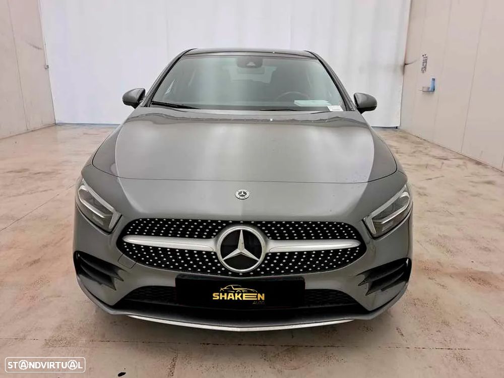 Mercedes-Benz A 250 e AMG Line - 2