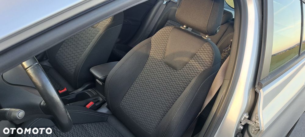 Opel Astra 1.6 D Start/Stop Business - 12