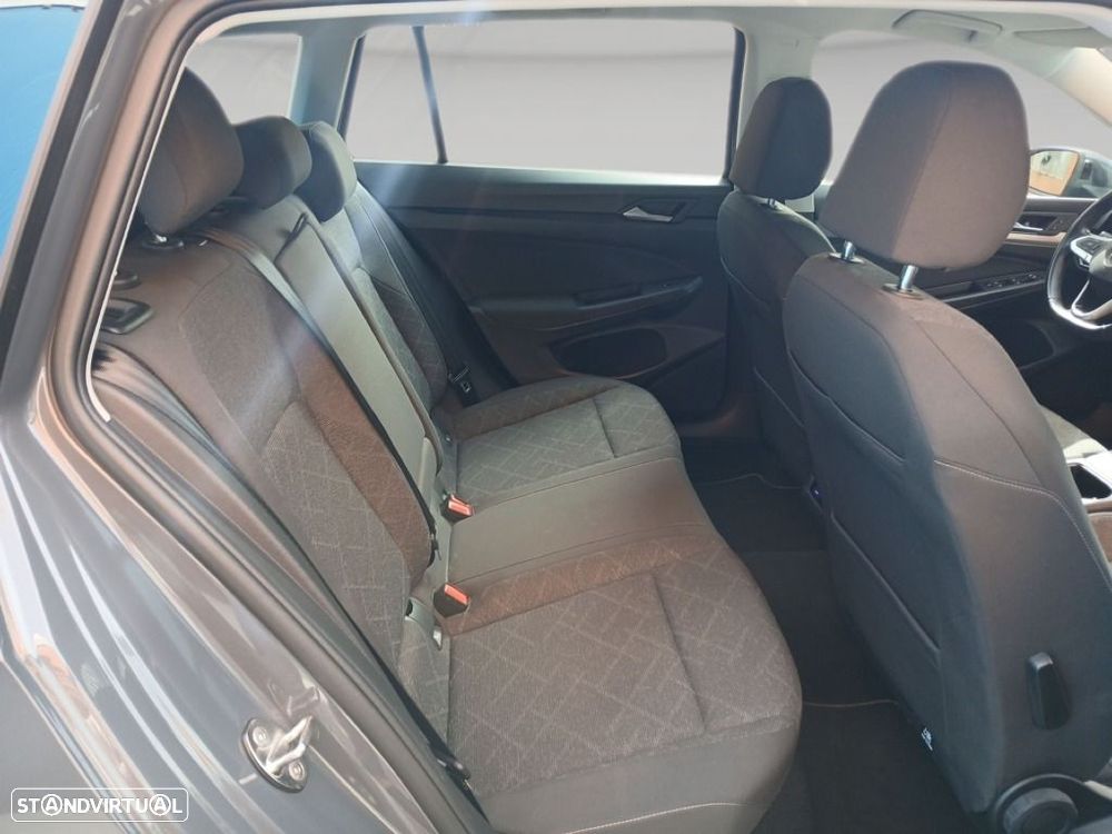 VW Golf Variant 2.0 TDi Life - 23