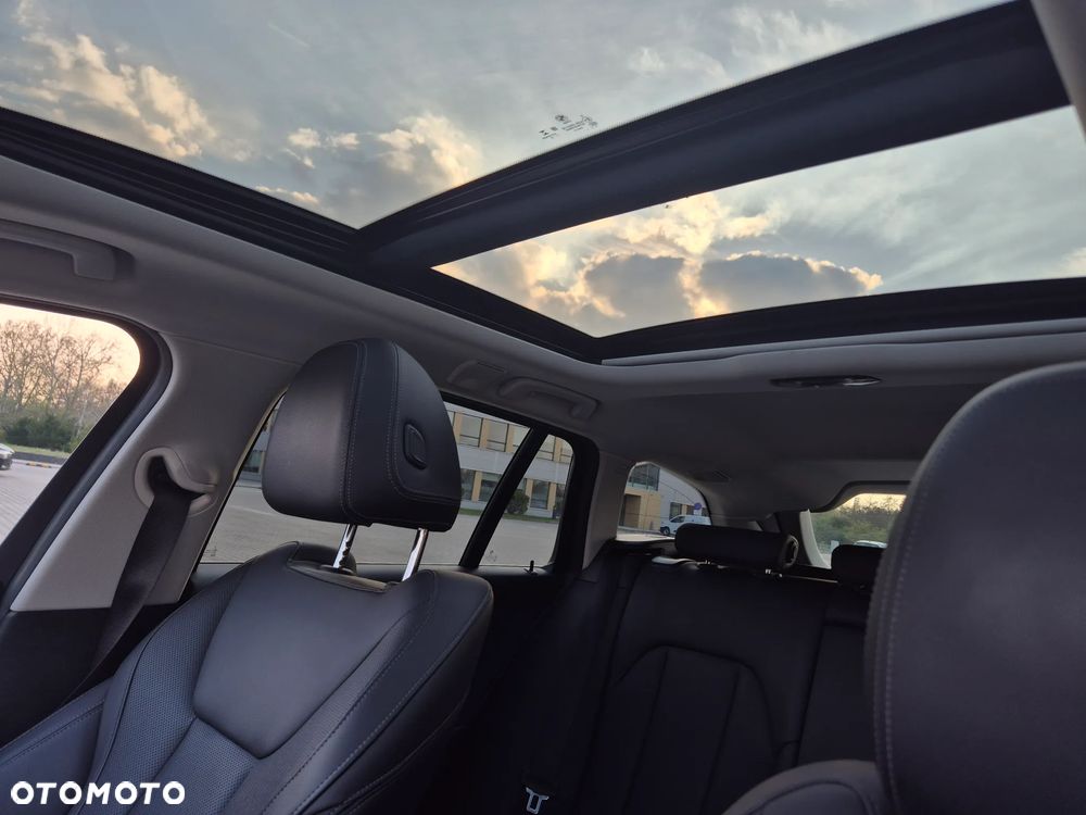 BMW Seria 3 320d xDrive MHEV Luxury Line - 17