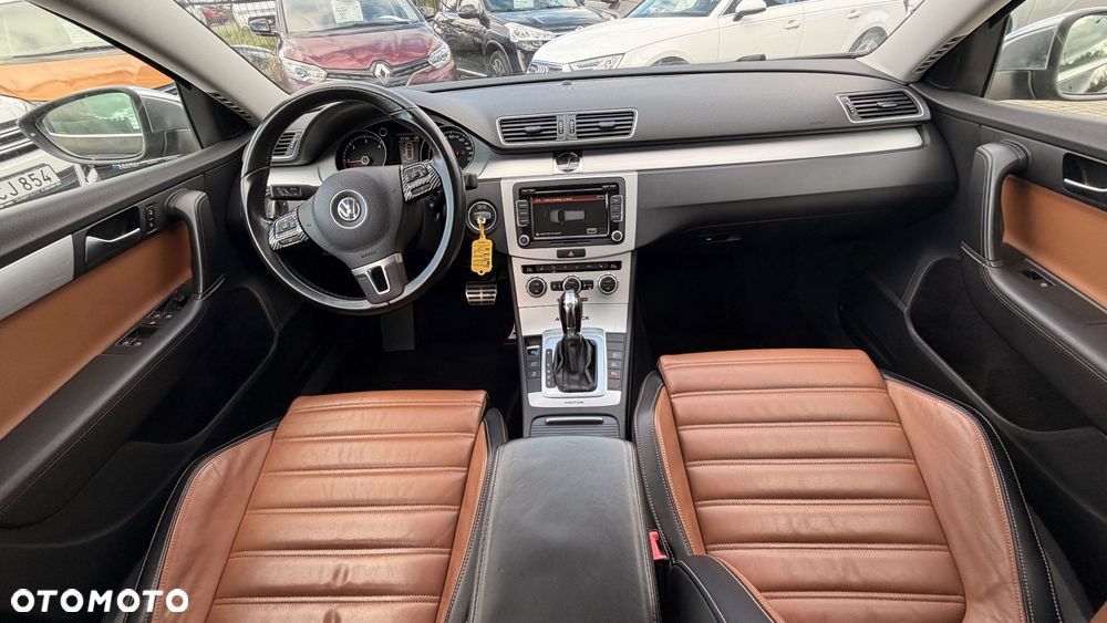 Volkswagen Passat Alltrack - 22