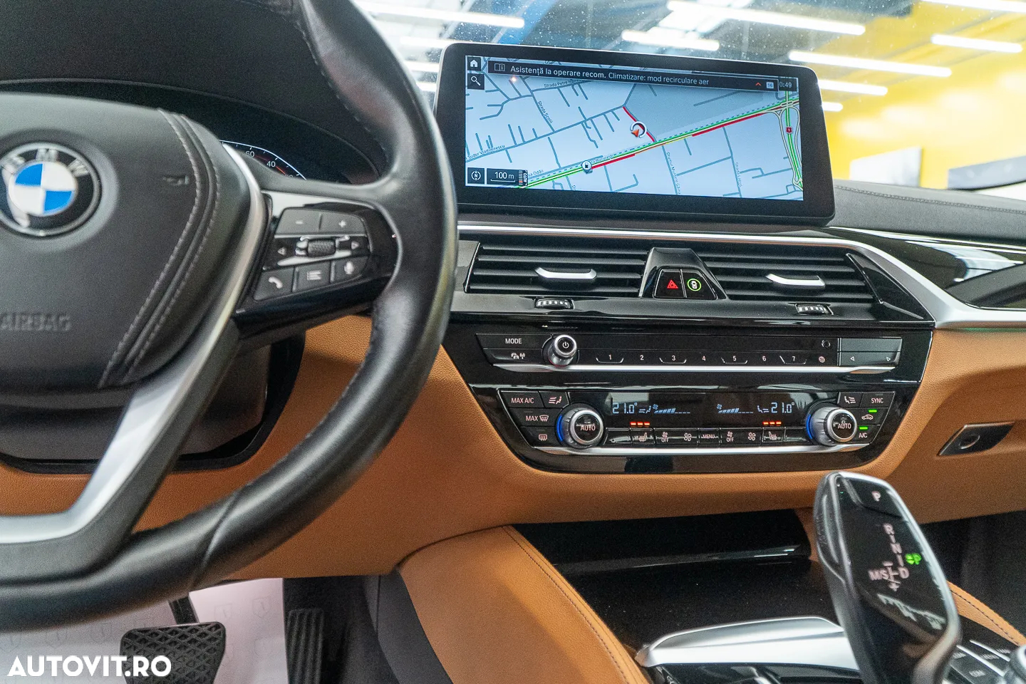 BMW Seria 5 520i AT MHEV - 37