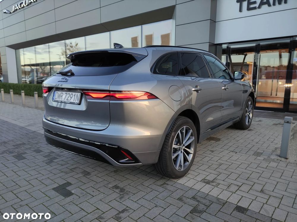Jaguar F-Pace - 10