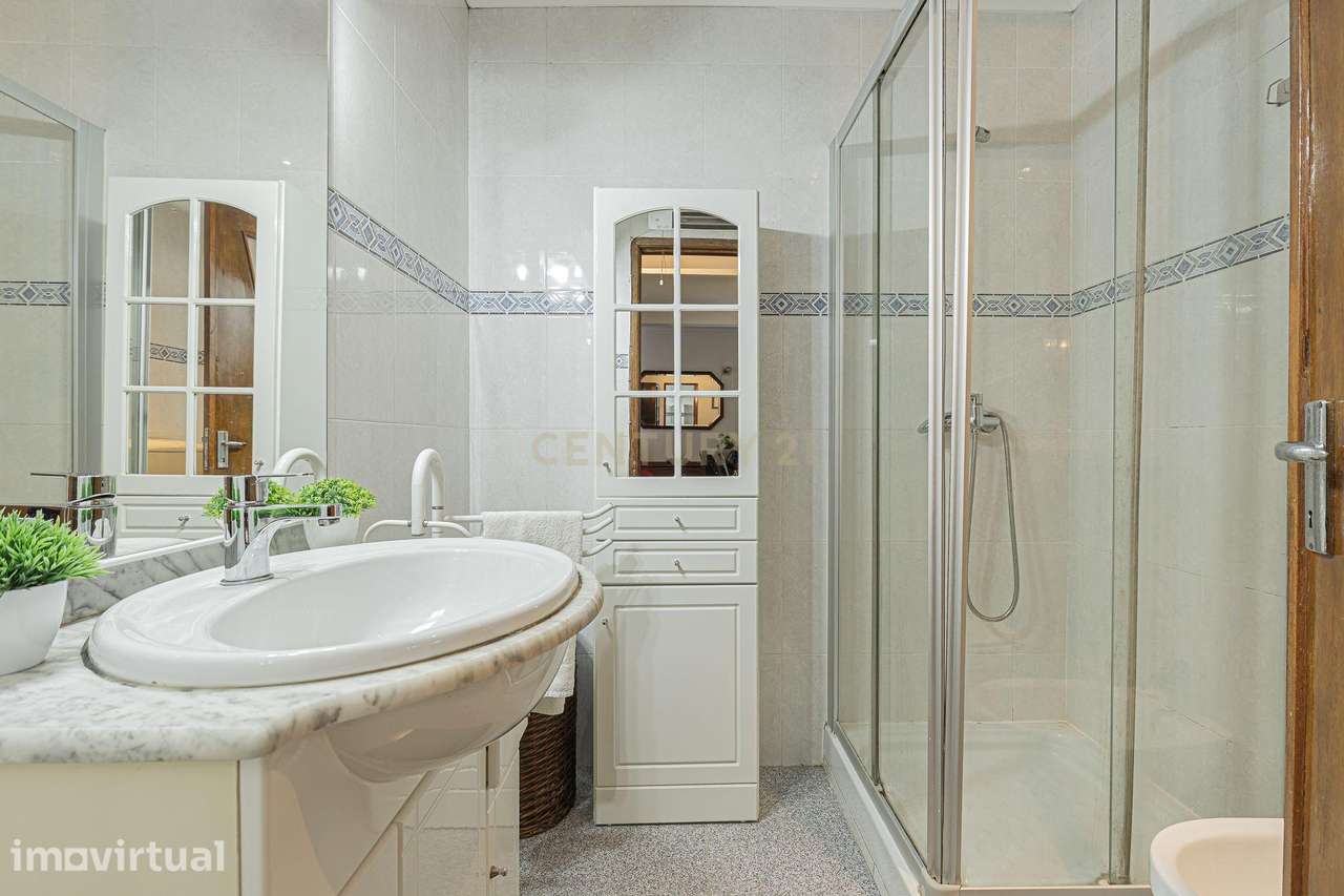 Apartamento T4 em Odivelas - Sr. Roubado - Grande imagem: 4/54