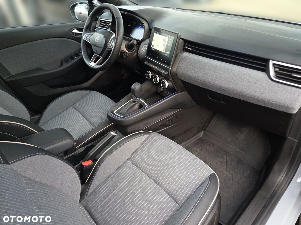 Renault Clio 1.0 TCe Techno Xtronic - 13