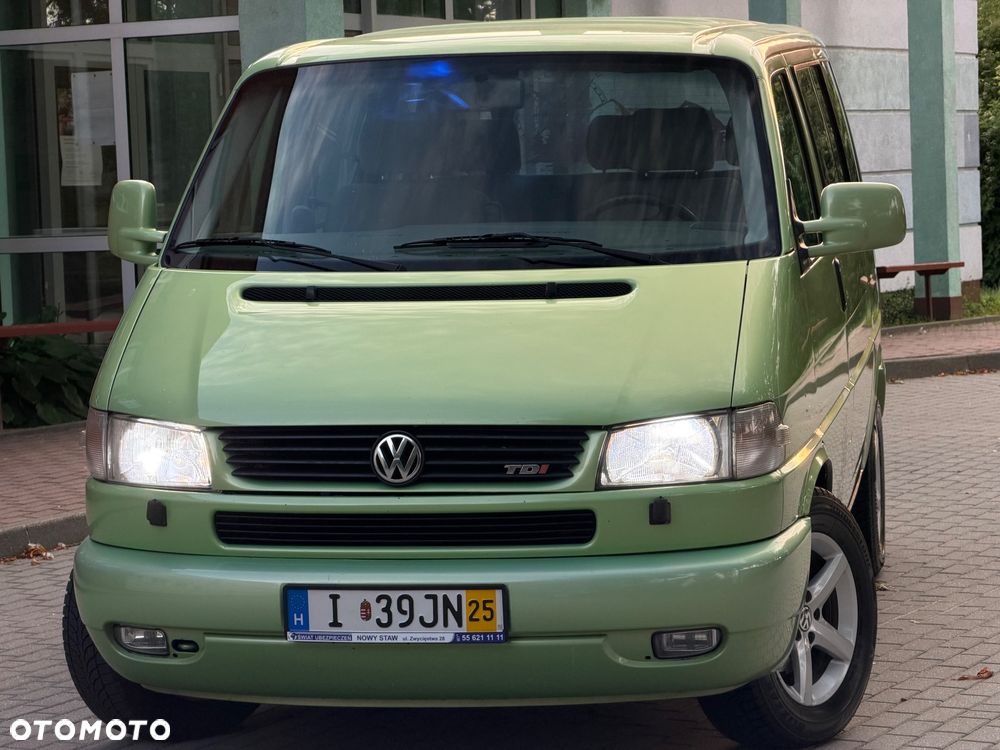 Volkswagen Multivan - 18