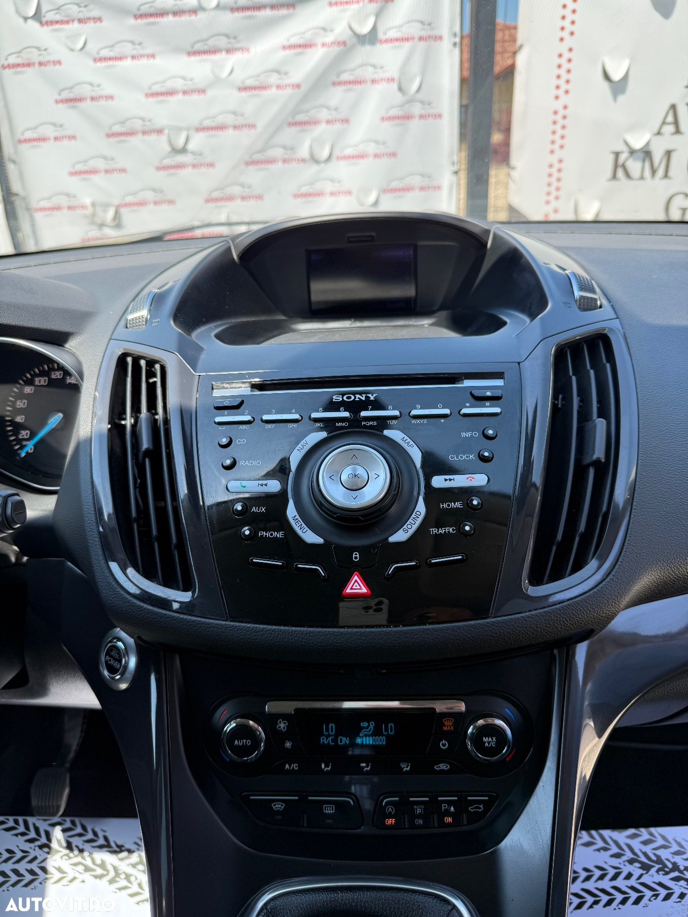 Ford Kuga 1.6 EcoBoost 2x4 Titanium - 19