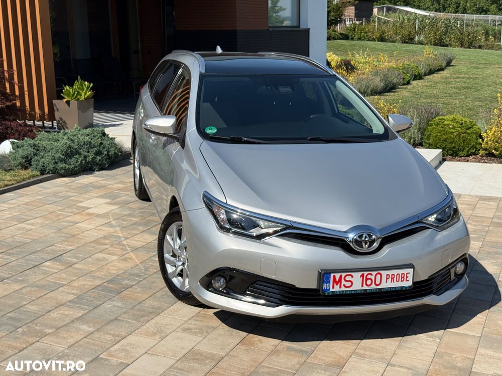 Toyota Auris 1.6 D-4D Edition S+ - 33