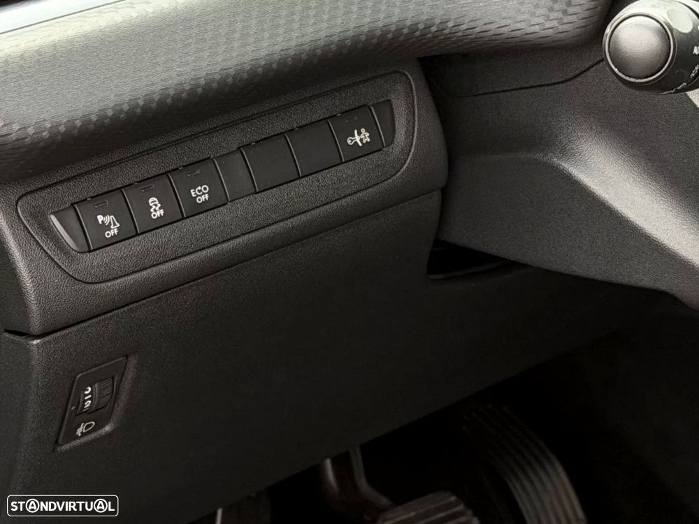 Peugeot 2008 1.6 e-HDi Allure - 14