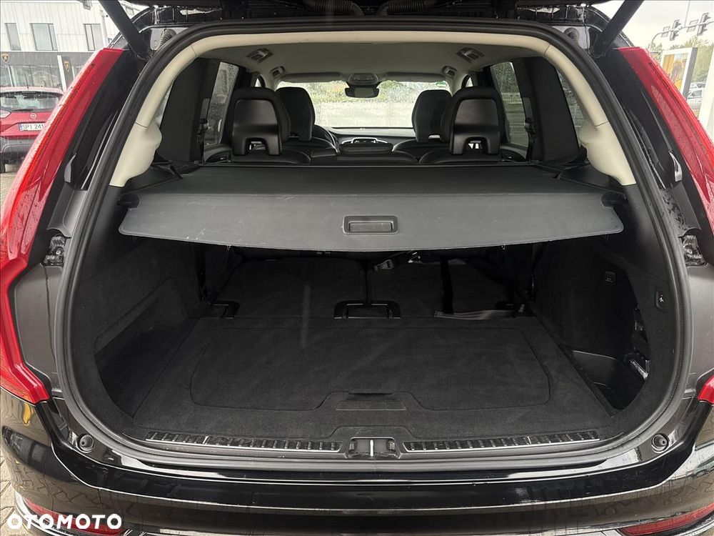 Volvo XC 90 - 26