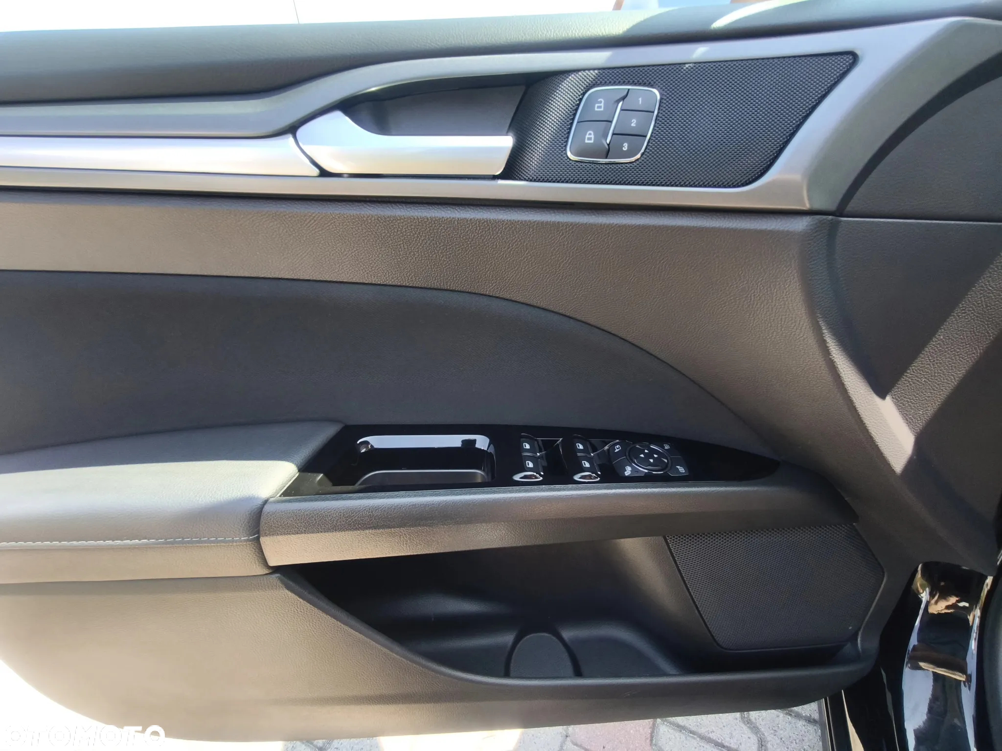 Ford Mondeo 1.5 EcoBoost Titanium - 21