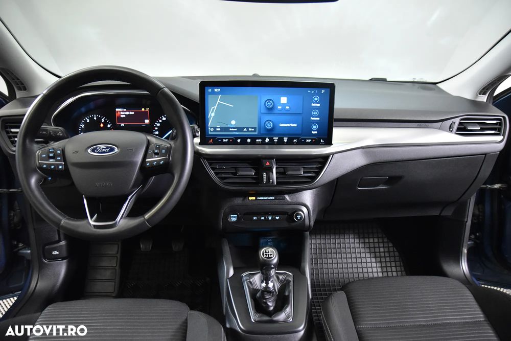 Ford Focus - 10