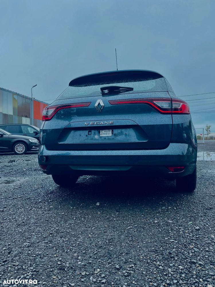 Renault Megane - 8