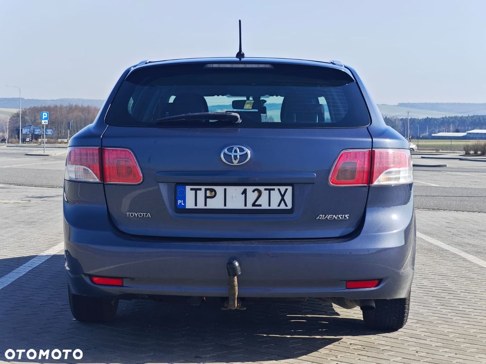 Toyota Avensis 2.0 D-4D Sol plus+NAVI - 4