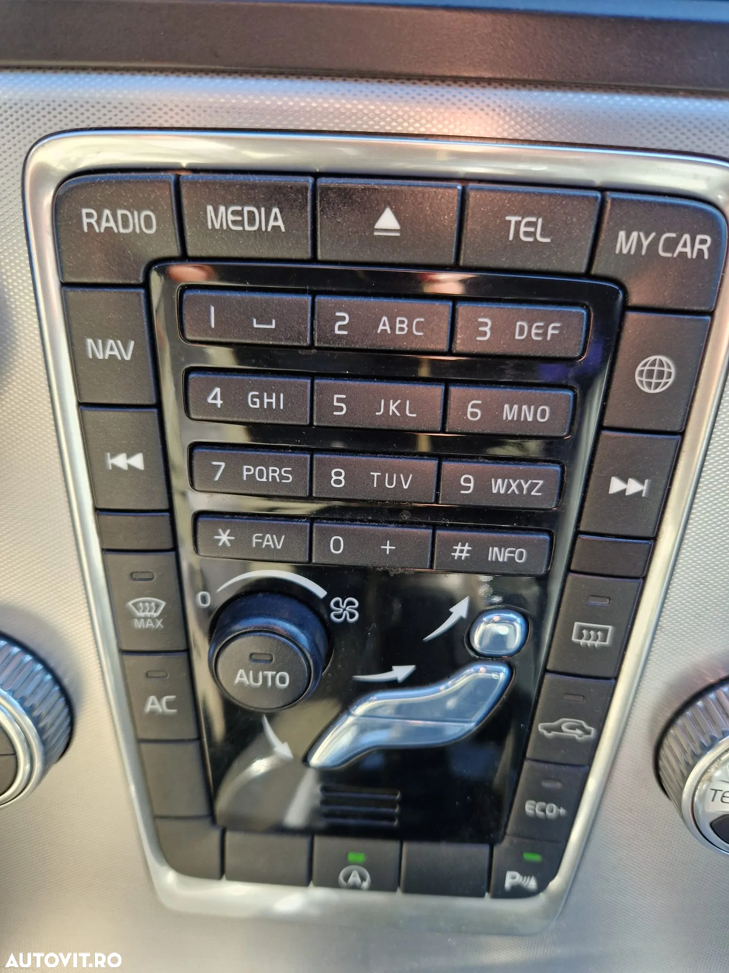 Volvo S60 D2 Geartronic Momentum - 19