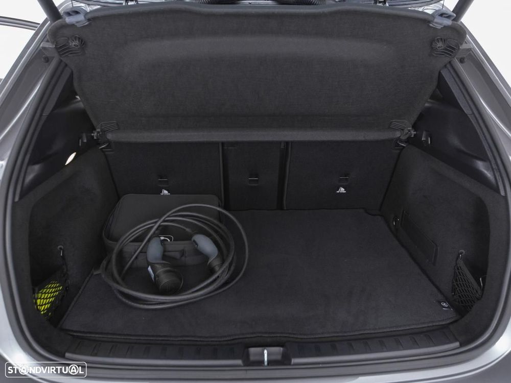 Mercedes-Benz EQA 350 4Matic AMG Line - 13