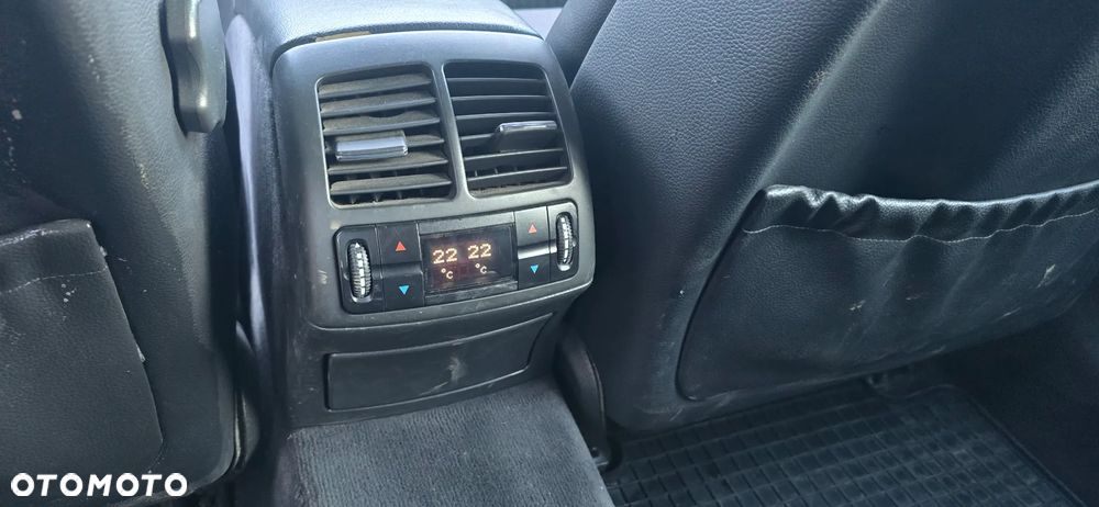 Mercedes-Benz Klasa E 320 CDI T Avantgarde - 7