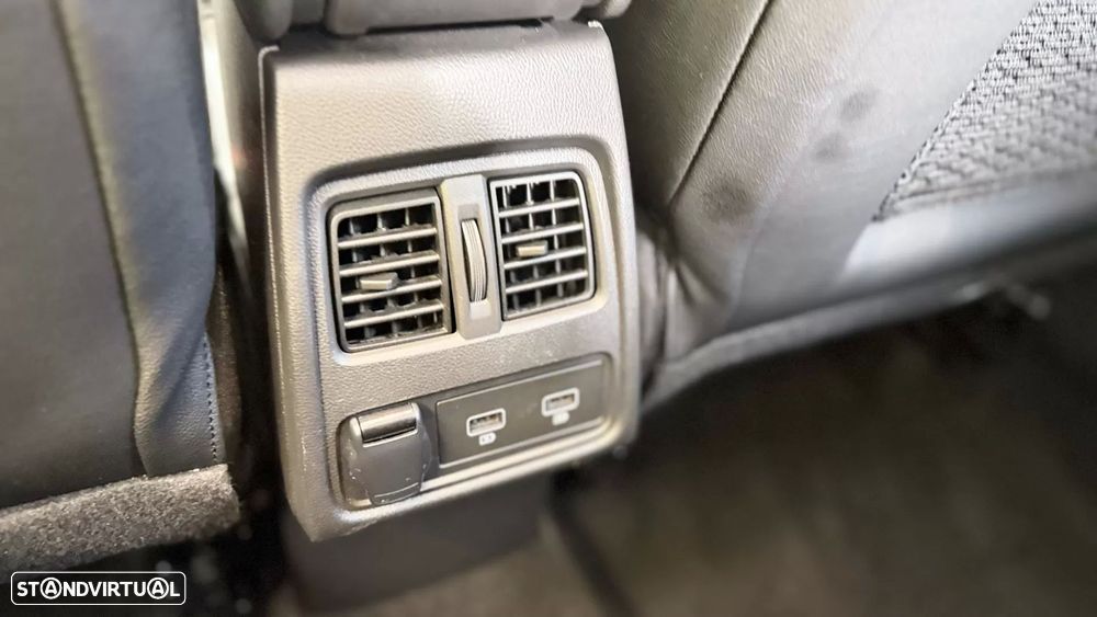 Renault Captur TCe Mild Hybrid 160 EDC TECHNO - 13