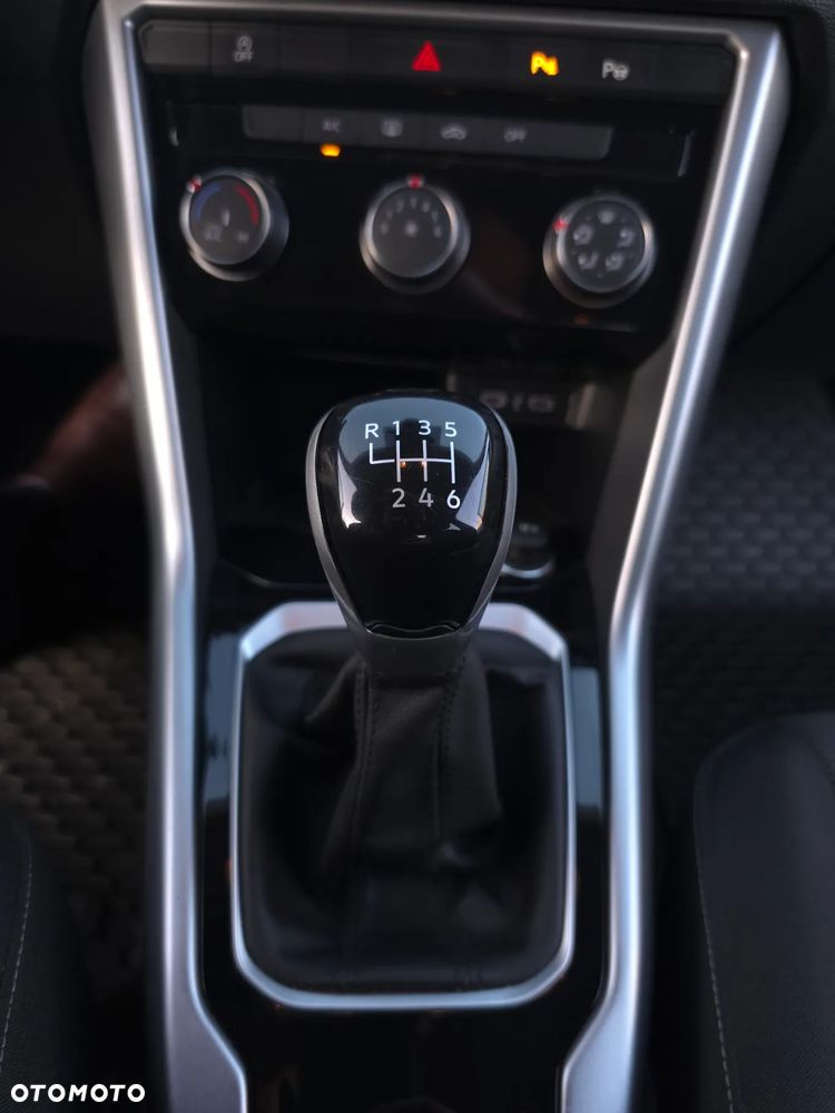 Volkswagen T-Roc 1.0 TSI Life - 23