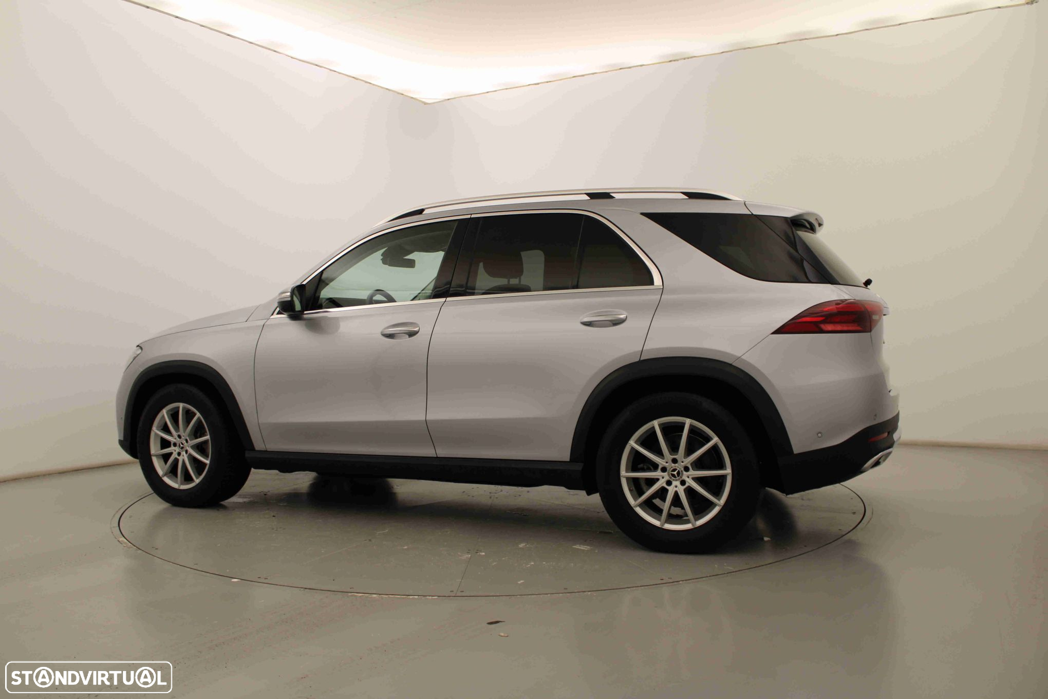 Mercedes-Benz GLE 300 d 4Matic - 11