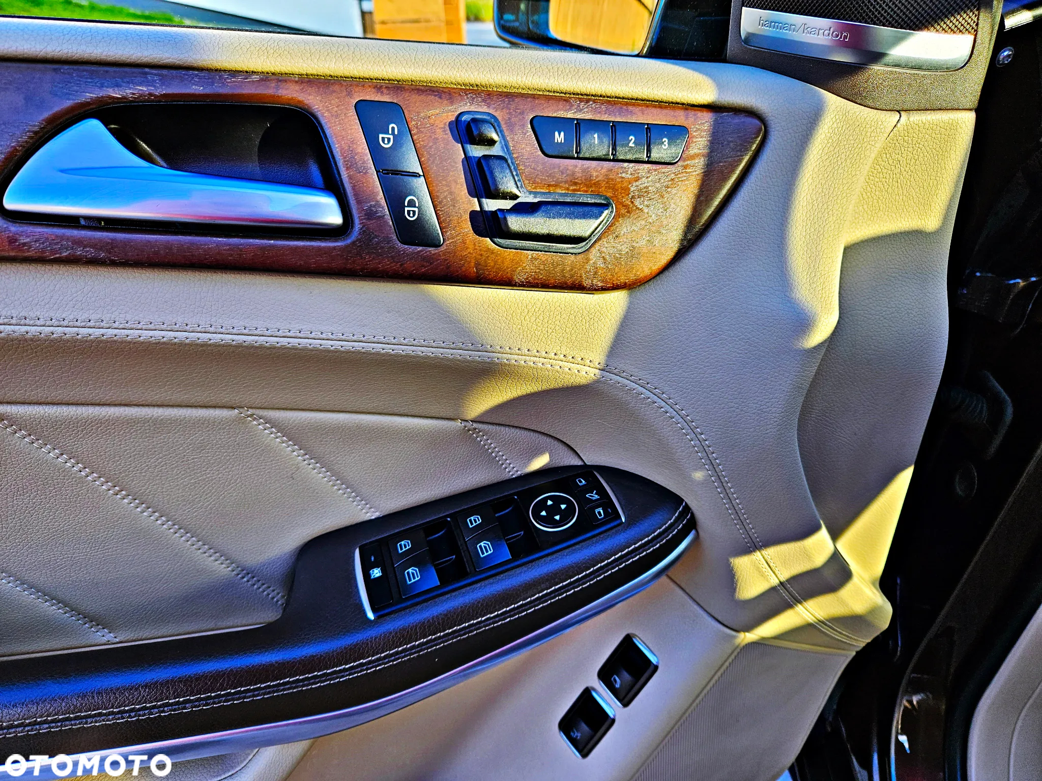 Mercedes-Benz GL 350 BlueTec 4-Matic - 15