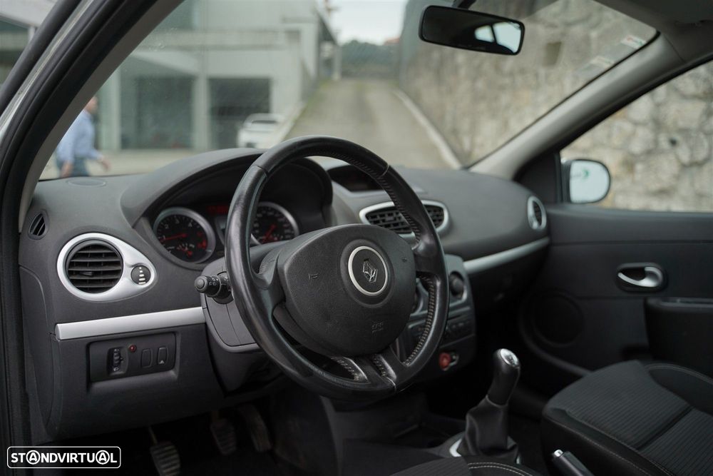 Renault Clio 1.5 dCi Business - 22