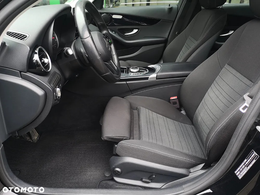 Mercedes-Benz Klasa C 200 d T 9G-TRONIC - 24