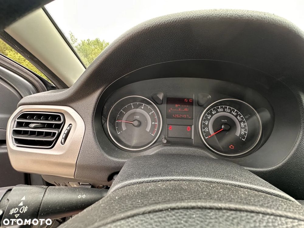 Peugeot 301 1.6 VTi Active - 5
