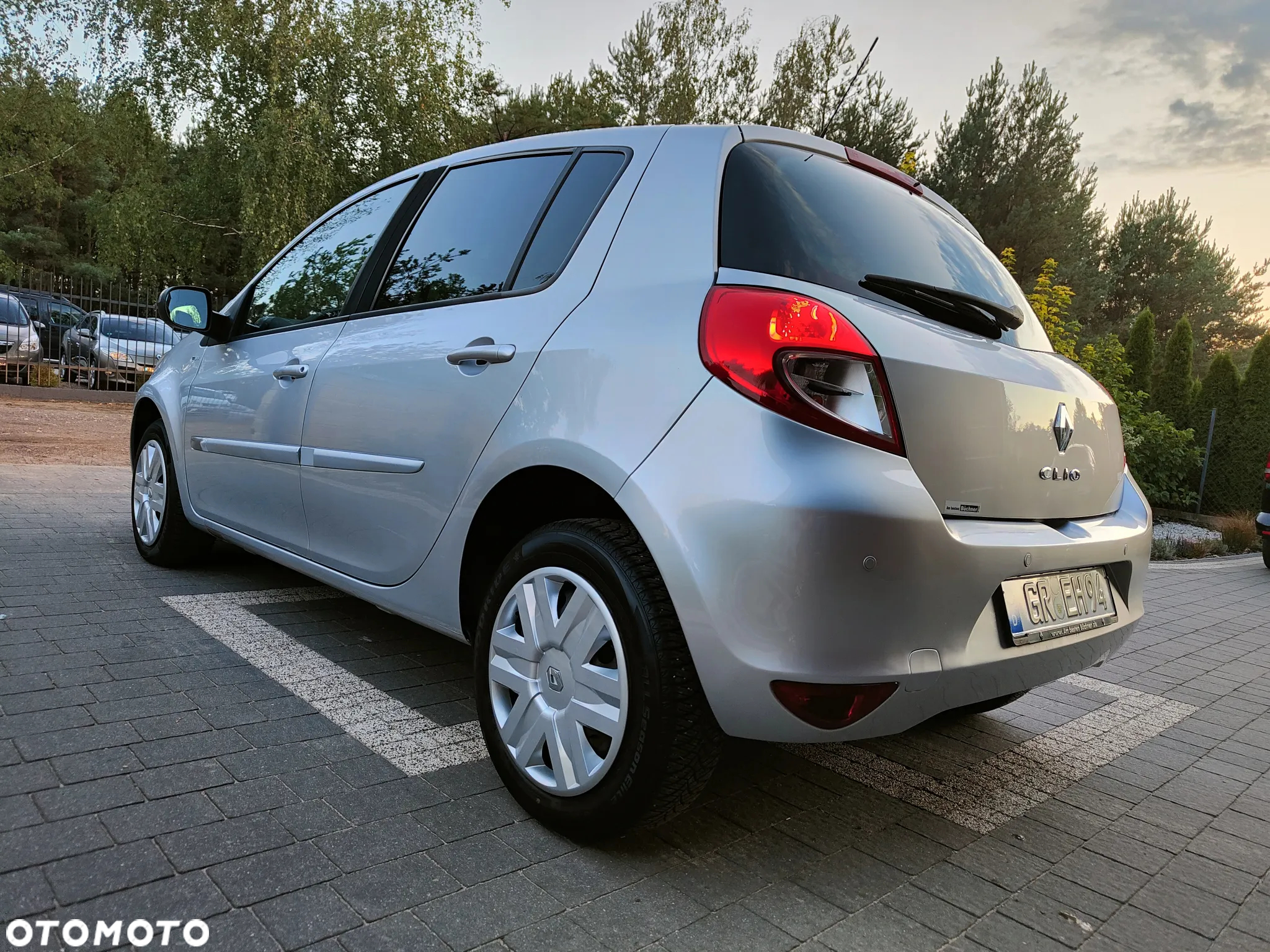 Renault Clio 1.6 16V Night&Day - 5