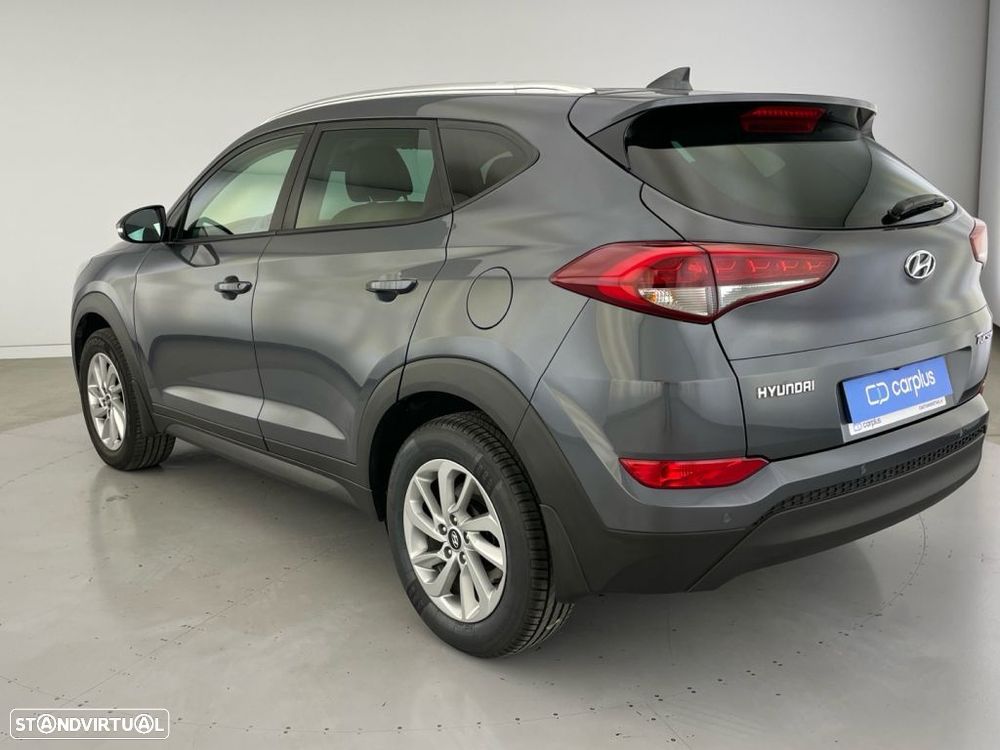Hyundai Tucson 1.7 CRDi Premium - 26