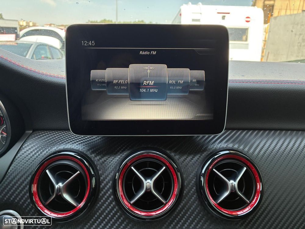 Mercedes-Benz A 45 AMG 4-Matic - 29
