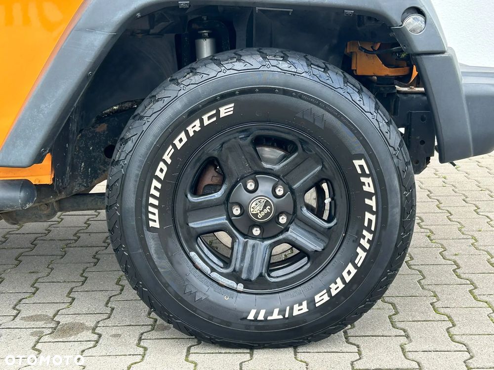 Jeep Wrangler - 6