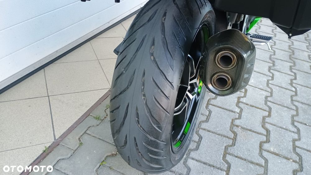 Kawasaki Ninja H2 SX - 29