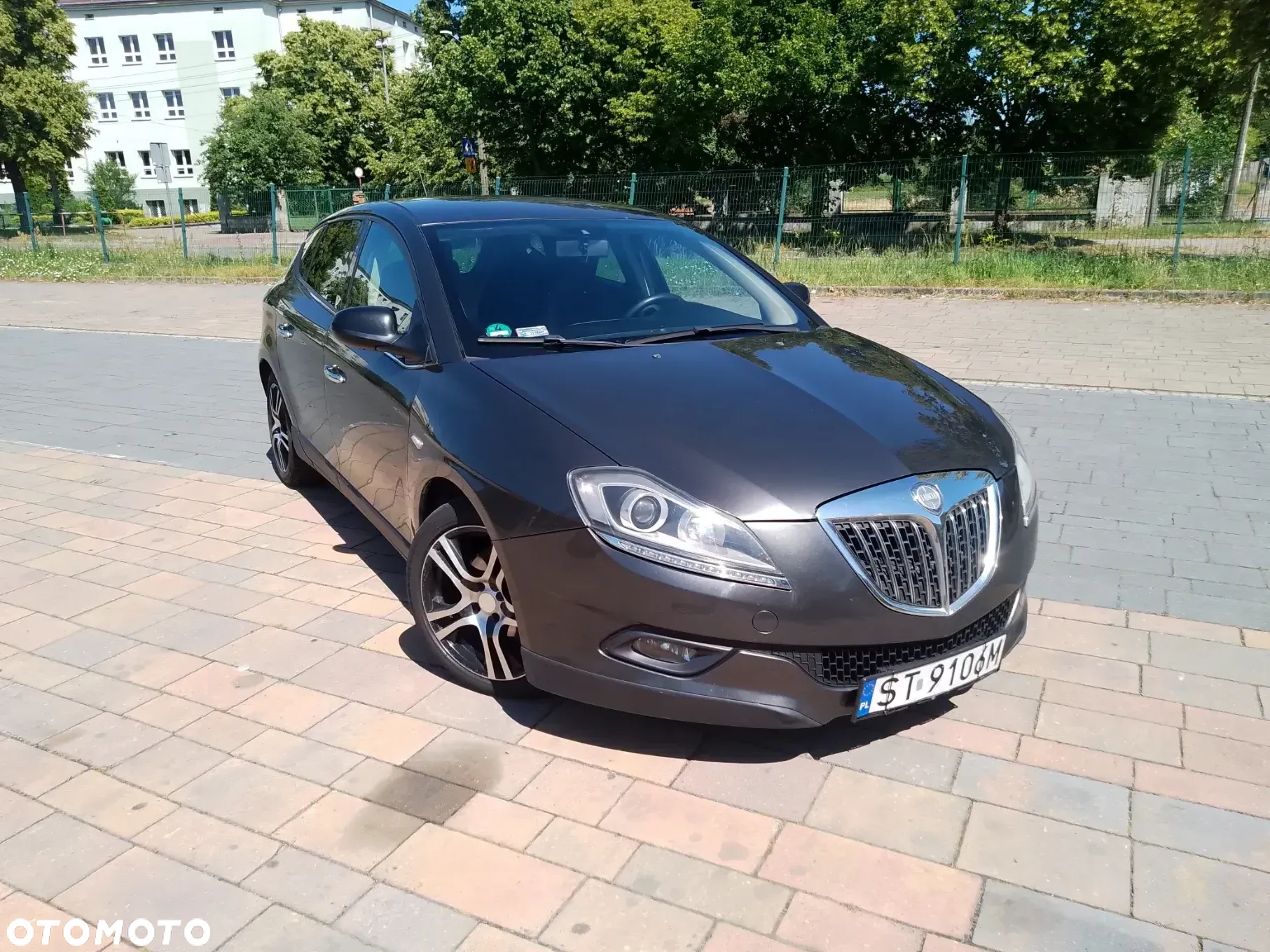 Lancia Delta 1.4 T-Jet Silver - 2