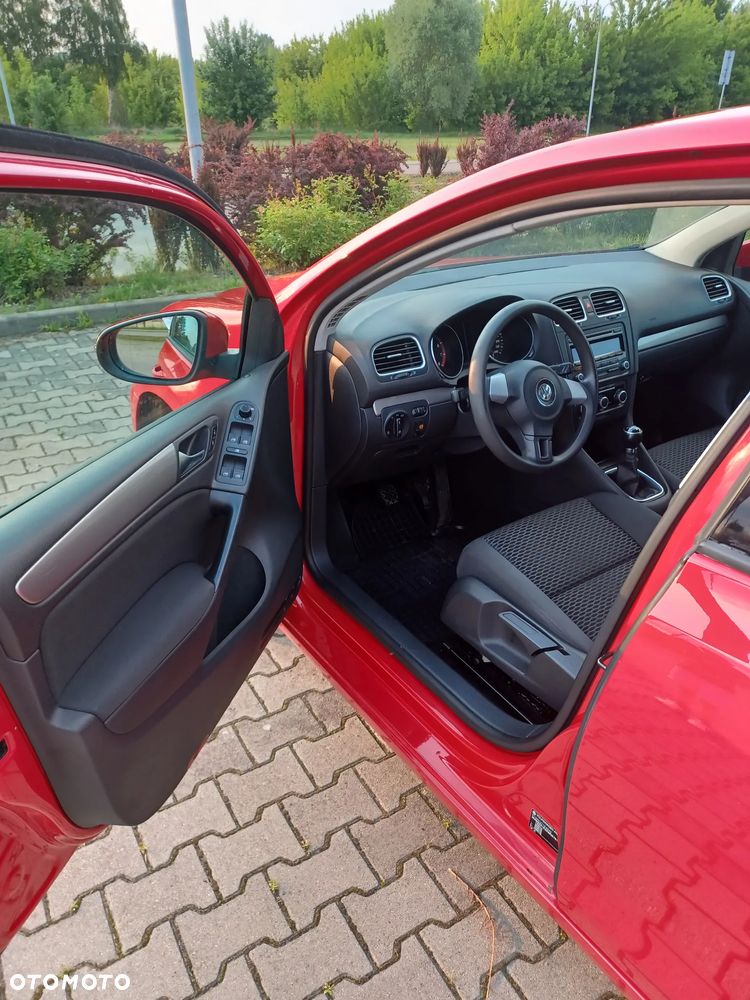 Volkswagen Golf - 18