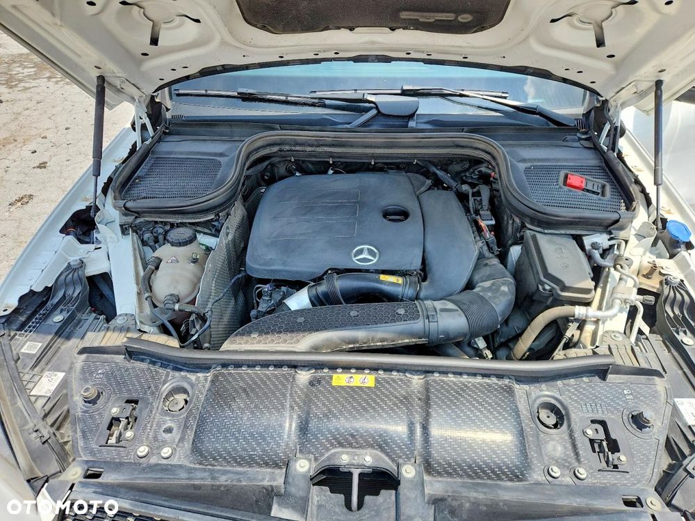 Mercedes-Benz GLE - 12