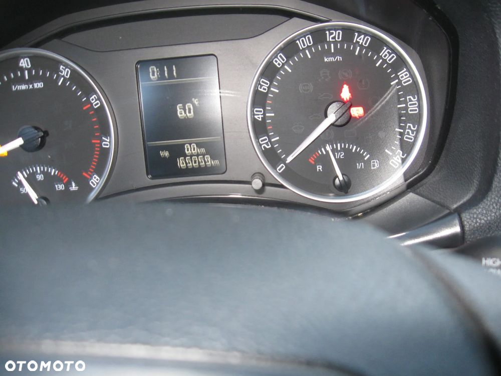 Skoda Octavia 1.6 Active - 7