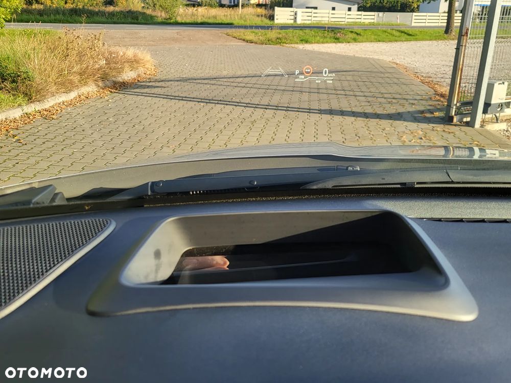 Toyota Yaris Hybrid 1.5 Premiere Edition - 23